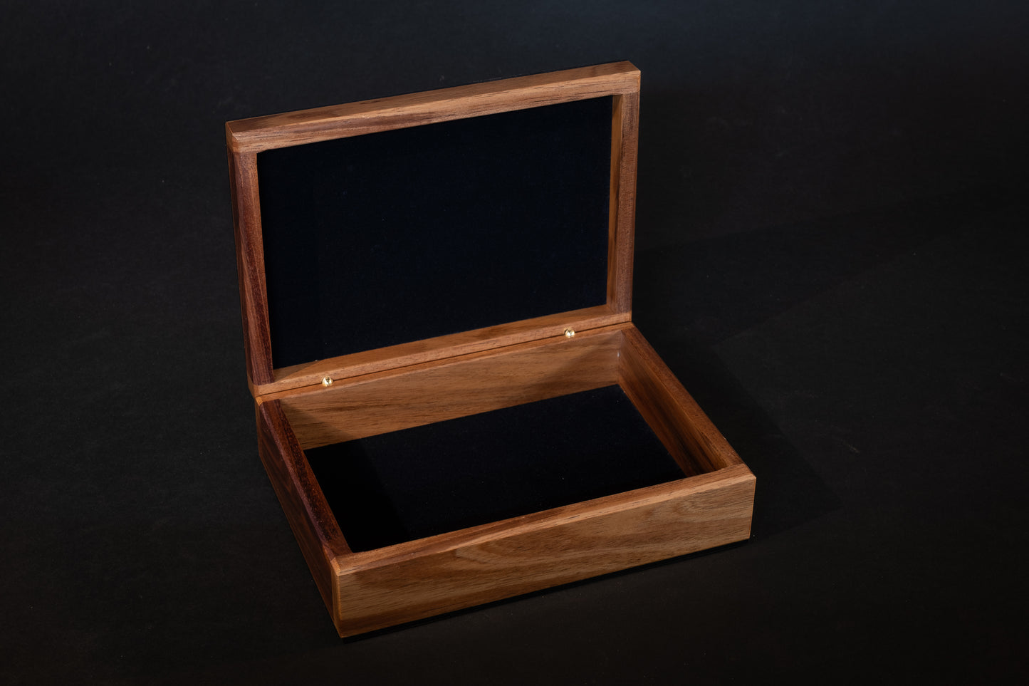 Myrtle with inlayed Huon Pine Kangaroo