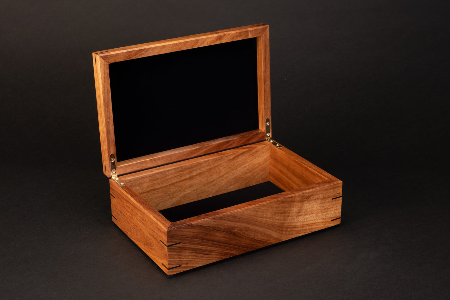 Step Lid Box - Queensland Walnut - (No insert tray)