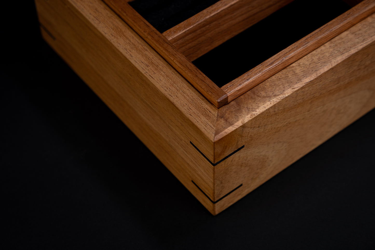 Classic Box with Tray -  Blackwood with Birdseye Huon Pine