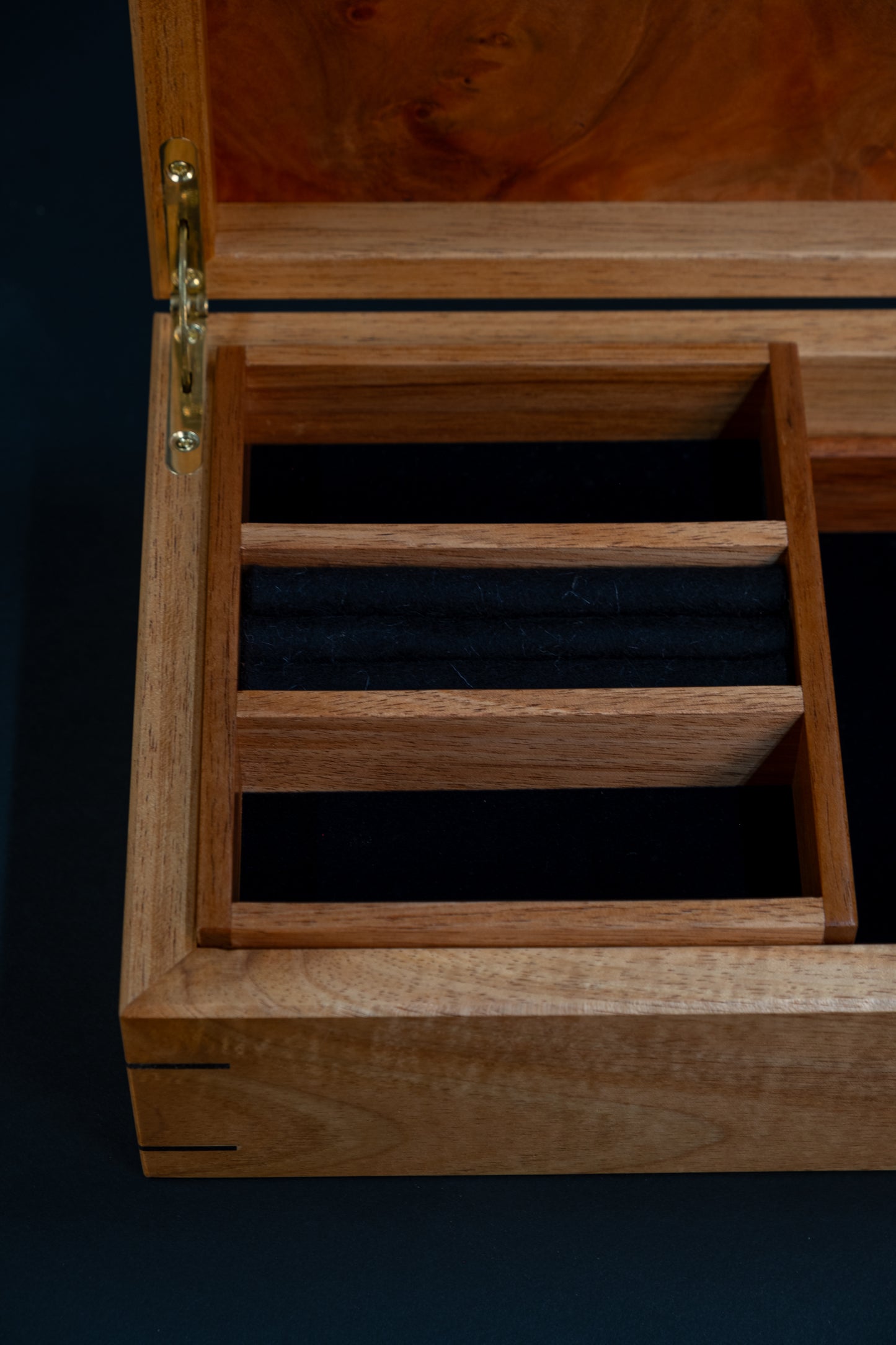 Classic Box with Tray -  Blackwood with Myrtle Burl