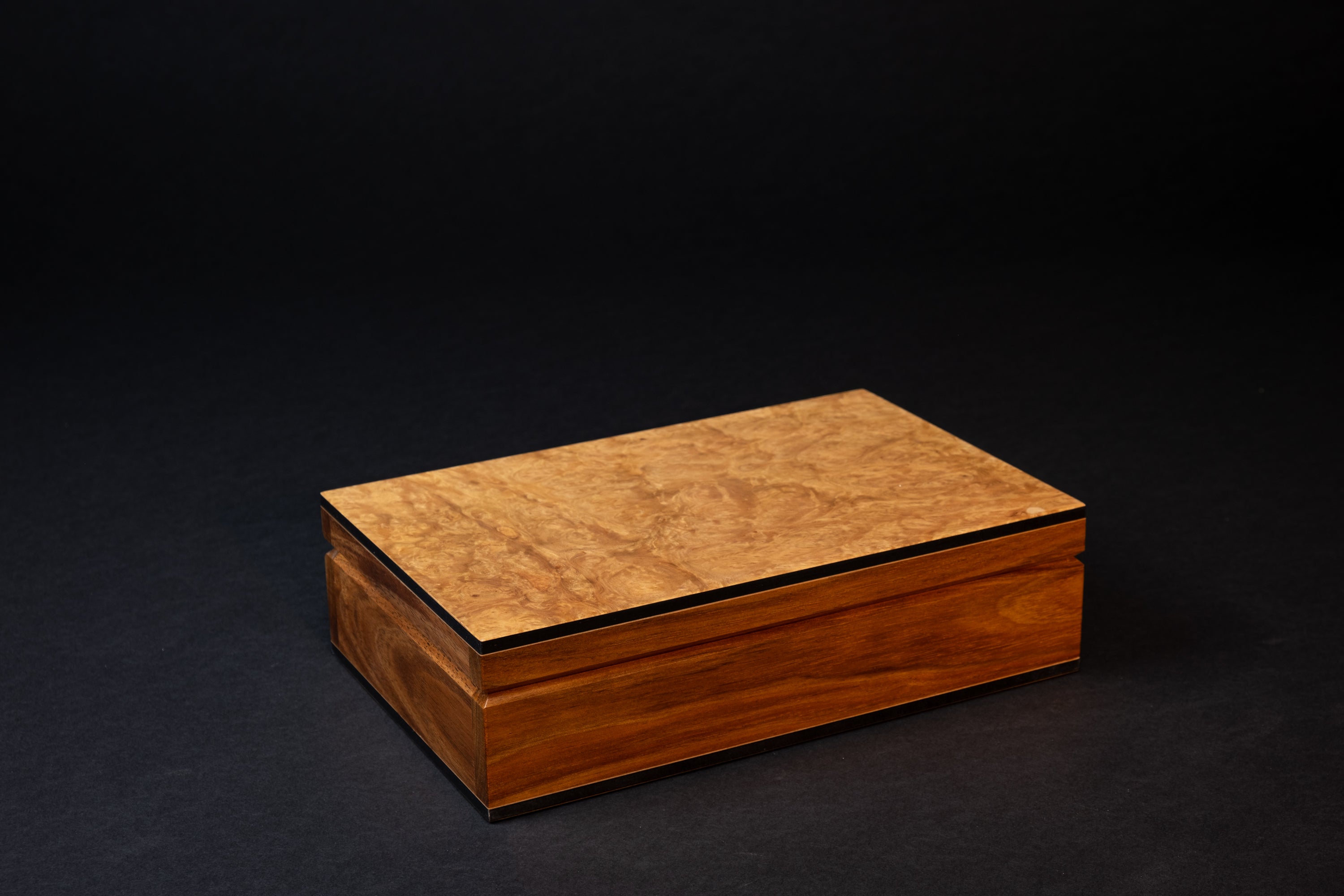 Argillic Box Boxiliary Box - Eucalypt Burl – Handmade Boxes