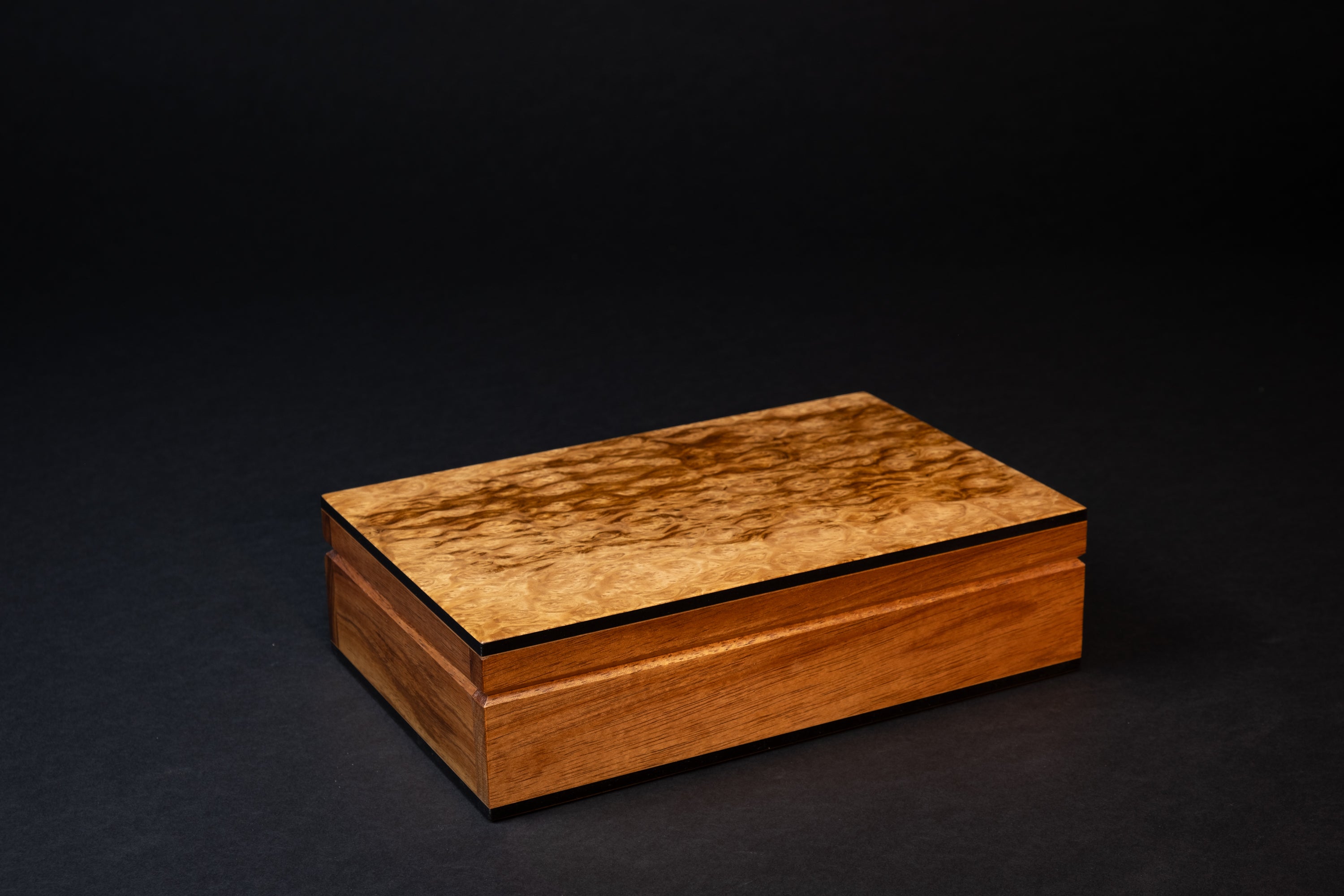 Argillic Box Boxiliary Box - Eucalypt Burl – Handmade Boxes